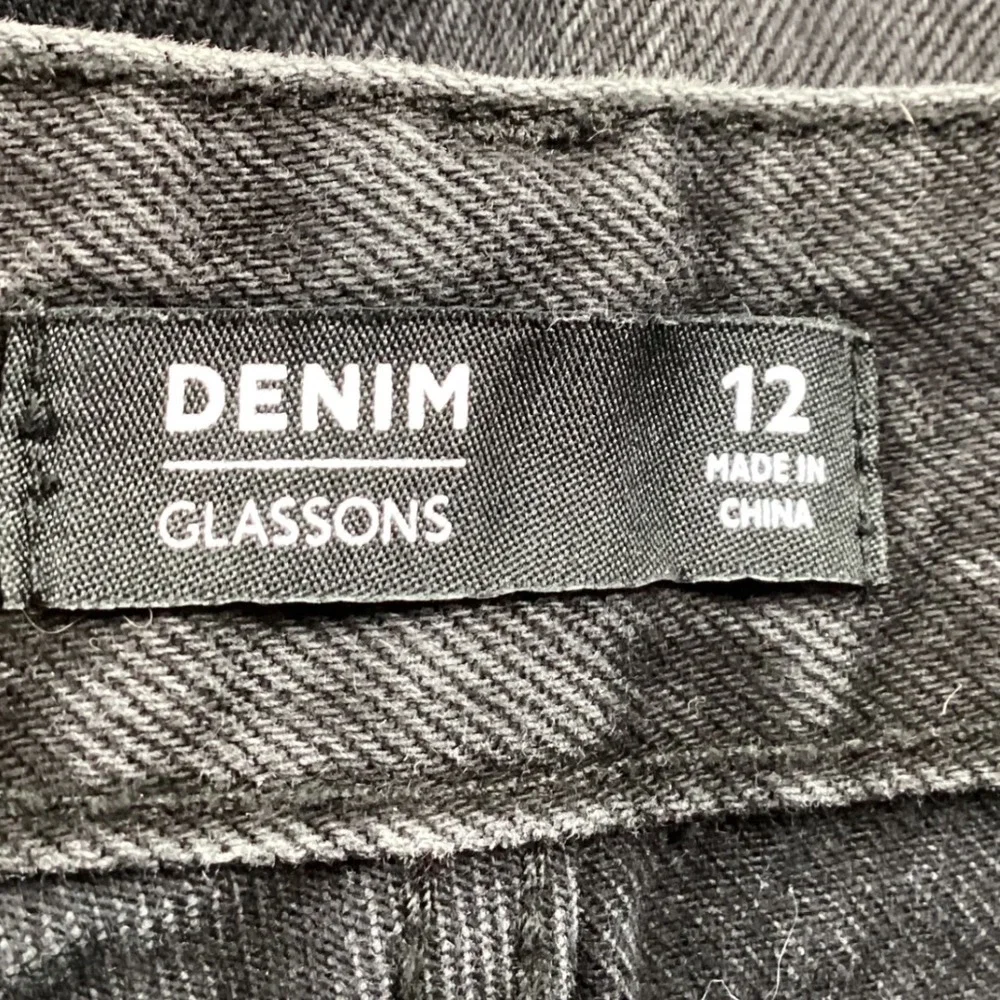 Glassons Black Wide Leg Jeans Women's Size‎ 12 Raw Hem Vintage Washed Denim